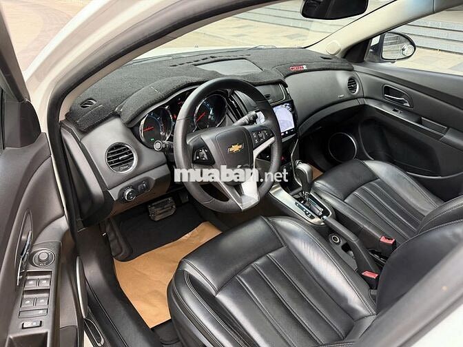 Chevrolet Cruze 1.8LTZ sx2017 1 chủ đẹp ken 265tr.