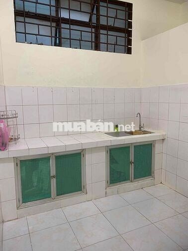 cho thuê căn hộ 50m .1PN.Giá 5 triệu