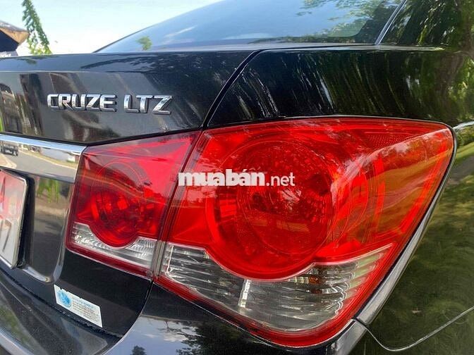 Chevrolet Cruze LTZ 1.8AT 2010  Đen 86000 km