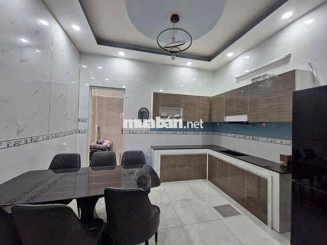 GẤP BÁN NHÀ 2 TẦNG, 56m2, 3 PN, HXH TAM BÌNH. CHỈ 4.7 TỶ TL