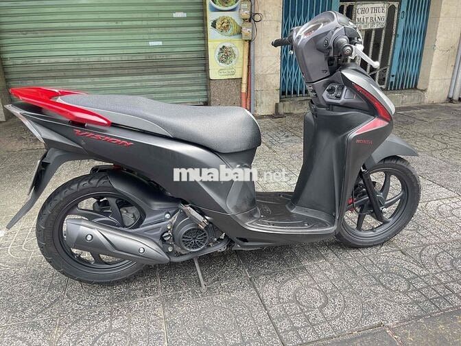 Honda Vision 2018 khoá SMK màu xám đen
