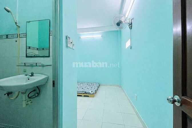 Studio 2 Phòng ngủ có ban công, cửa sổ mát rộng Bà Hom P13 Q6 giá rẻ