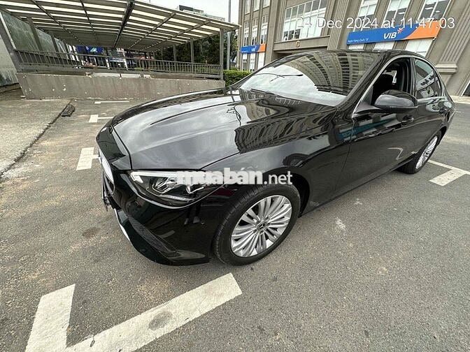 Mercedes-Benz C200 Avantgarde 2022 Đen