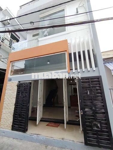 nhà nguyên căn trung tâm phù hợp spa, nail, dạy học