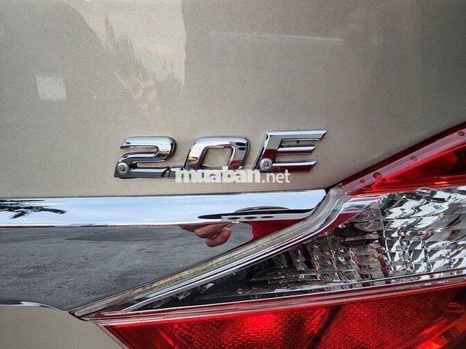 Toyota Camry 2014 2.0E 93000 km Vàng cát