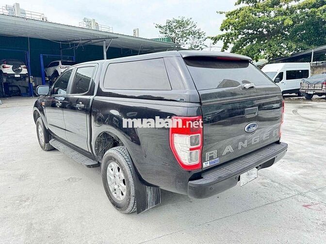 Ford Ranger XLS AT 4x2 2022 28.000km Đen