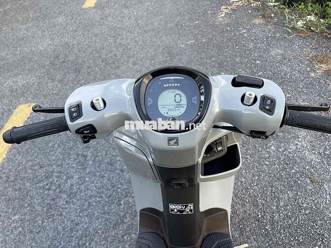 Cần Bán Scoopy zin đẹp lướt keng