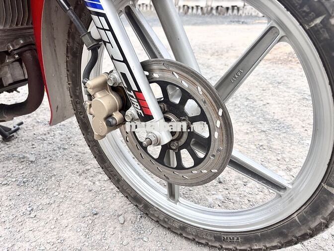 Suzuki Sport RGV 120 đỏ