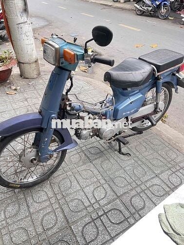 Honda Cub 50cc Xanh bstp đang chạy bình thường