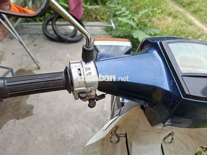 Honda Cub 90 Xanh trắng