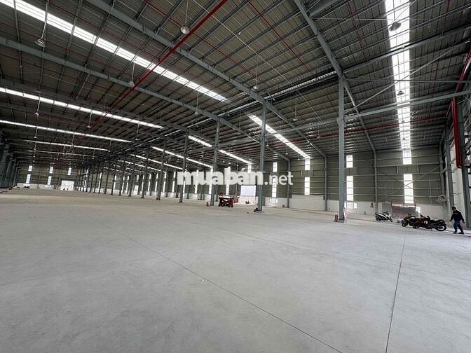 CHO THUÊ XƯỞNG 10.000m2 TRONG KCN ĐỨC HOÀ LONG AN Mới 100%