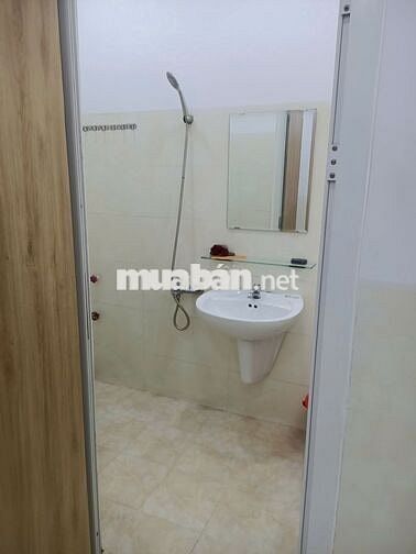 Cho Nữ Thuê Phòng Trong Nhà Ở 3 Tầng Đường TL16