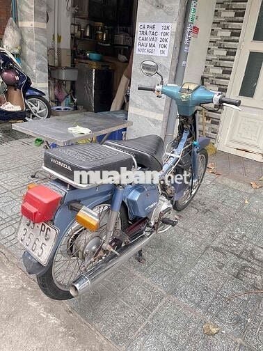 Honda Cub 50cc Xanh bstp đang chạy bình thường