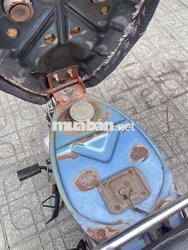 Honda Cub 50cc Xanh bstp đang chạy bình thường