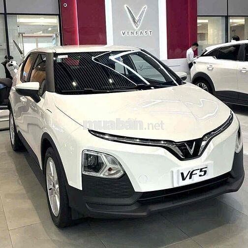 Tặng 1 năm bảo hiểm hoặc 5tr cho VF5 Plus