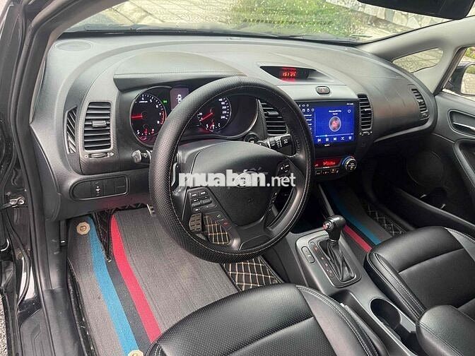 Kia K3 2015 1.6 AT - 17 km