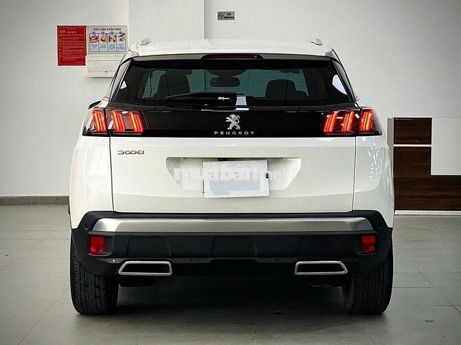 Peugeot 3008 Allure 2022 Trắng 30000 km