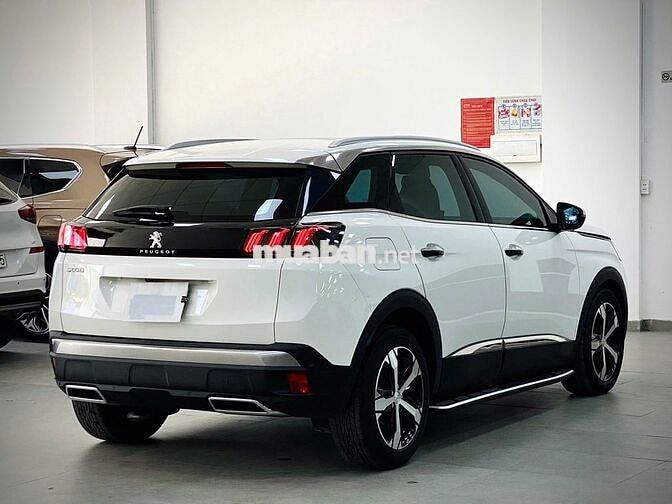 Peugeot 3008 Allure 2022 Trắng 30000 km