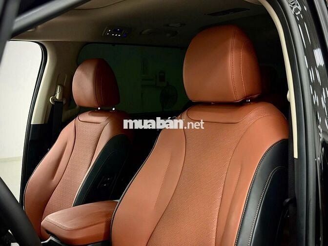 Kia Carnival 2024 2.2D Signature Đen