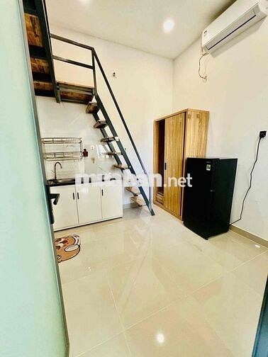 cho thuê phòng có gác cao 1m4 cửa sổ ở Lê Văn Sỹ Quận 3 gần DH Sư Phạm