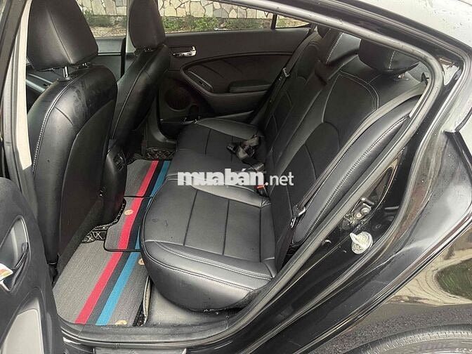Kia K3 2015 1.6 AT - 17 km