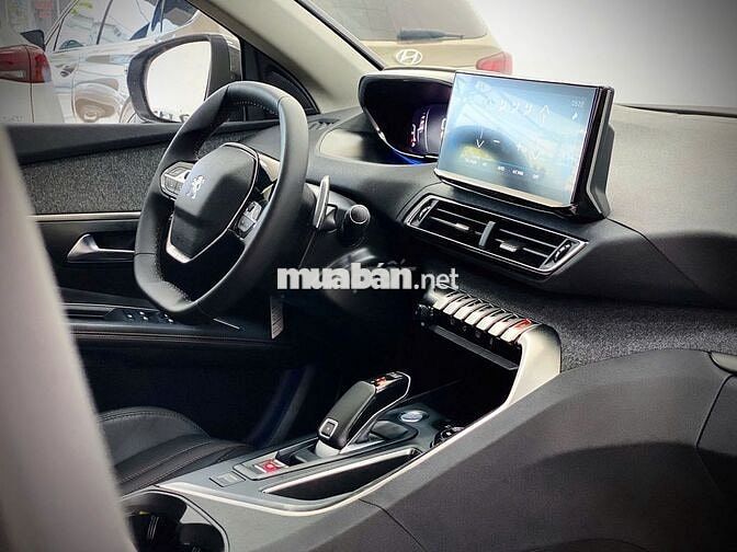 Peugeot 3008 Allure 2022 Trắng 30000 km