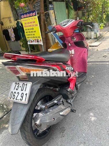 Yamaha Luvias GTX 2013 Đỏ Đen