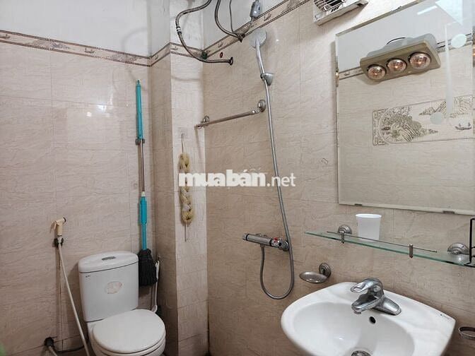 🏠 Căn hộ 2 ngủ 1k - 5,5tr - 70m2 - miễn phí ở tháng đầu 🏠