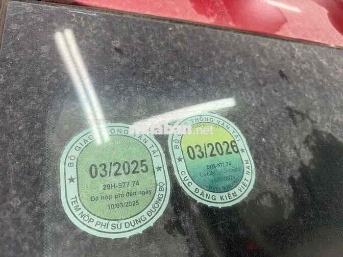VF8 Plus CATL 2023 đỏ nội thất kem-Xe GF nhóm 1