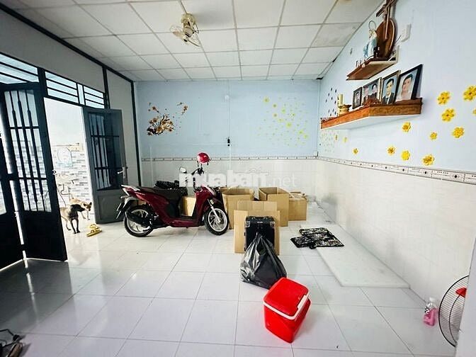 Nhà Cấp 4 100m2, Đường Tam Châu, Gần Bệnh Viện Thủ Đức, Chỉ 4,x Tỷ.