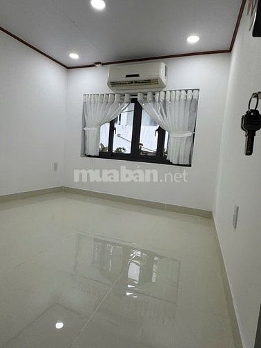 bán 4  căn nhà mặt tiền giá: 4,35tỷ, 9 tỷ số 419 bạch đằng bình Thạnh 