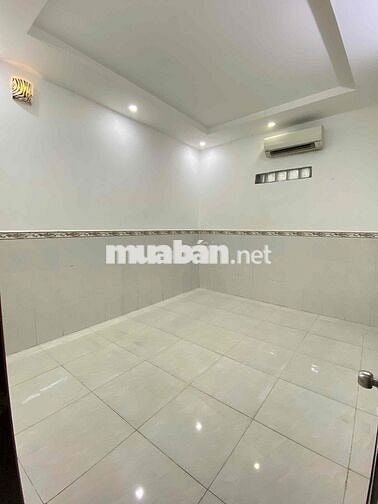 nguyên căn 90m2 ngay cầu rạch ông hẻm xe hơi