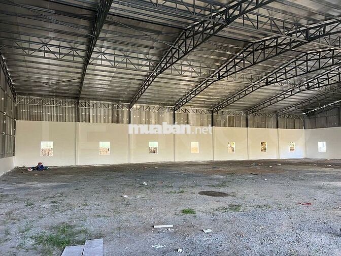 Kho xưởng bãi 1.500 m² kho xây dựng 1.200 m² điện 3 pha, gần trung tâm