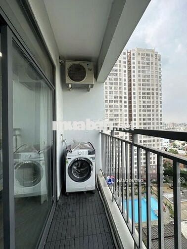 Cho thuê căn hộ officetel Central premium tầng 12, xem nhà ngay