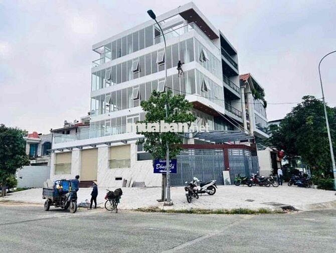 CHO THUÊ TOÀ BUILDING MẶT TIỀN PHÓ ĐỨC CHÍNH