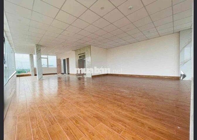 CHO THUÊ TOÀ BUILDING MẶT TIỀN PHÓ ĐỨC CHÍNH