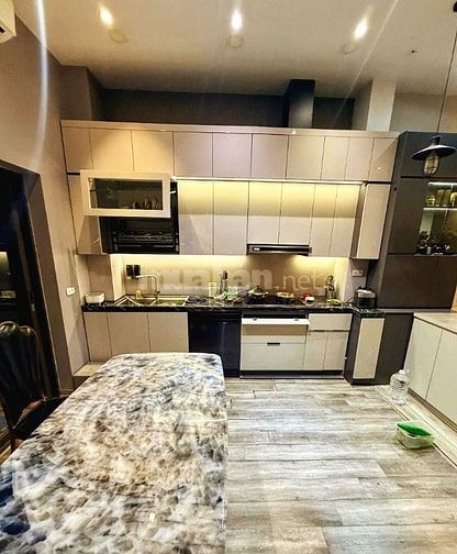 Bán Gấp siêu phẩm Cầu giấy, Hoàng Quốc việt, giá nhỉnh 20 tỷ, MT 5m
