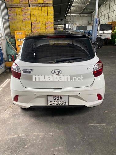 Hyundai Grand i10 Trắng 5 chỗ