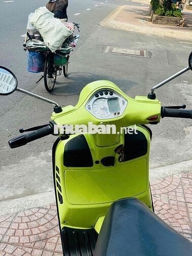 Piaggio Vespa GTS 250 ie nhập ý xe siêu đẹp zin