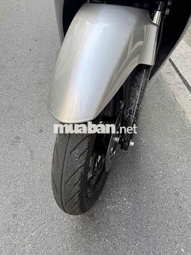 Honda SH 125 2025 Bạc đen 4890km
