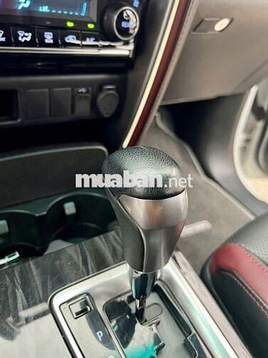 Toyota Fortuner Legender 4X2 2022 - 75000 km