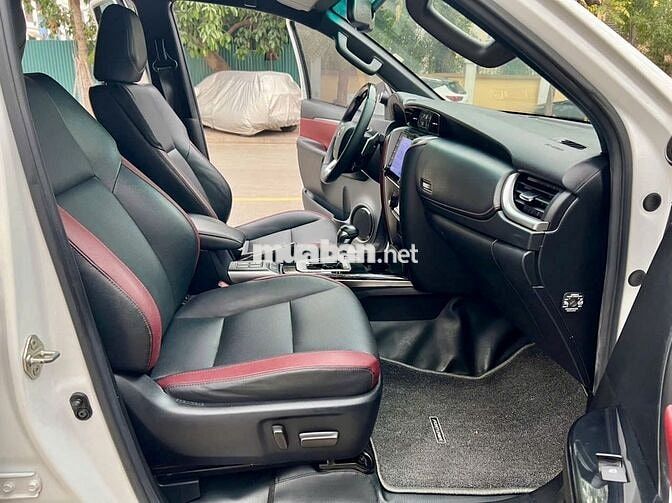 Toyota Fortuner Legender 4X2 2022 - 75000 km