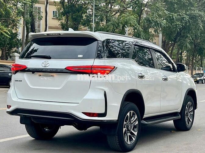 Toyota Fortuner Legender 4X2 2022 - 75000 km