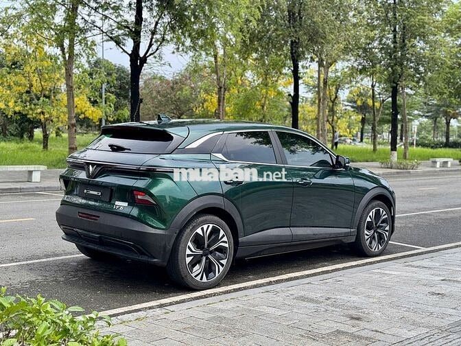 VinFast VF6 Plus 2025 - Biển Trắng