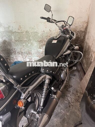Suzuki GZ150A Đen
