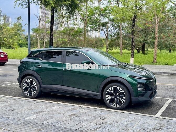 VinFast VF6 Plus 2025 - Biển Trắng