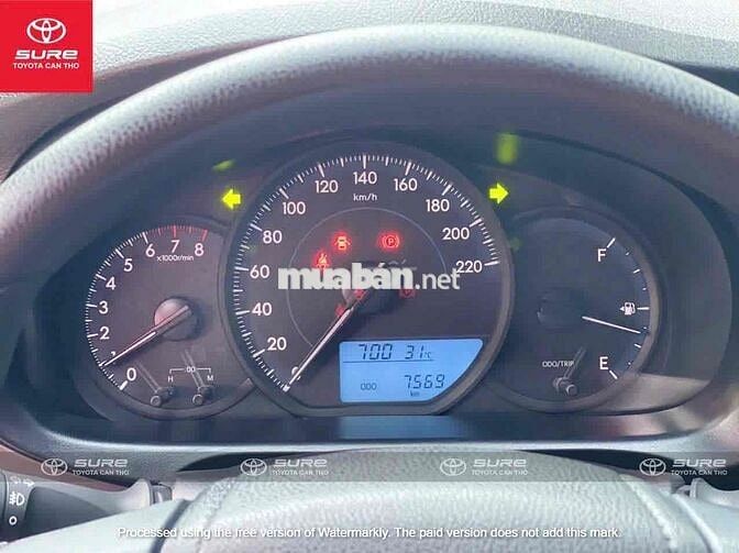 Toyota Vios E 2025 Trắng 7.000 km chính hãng