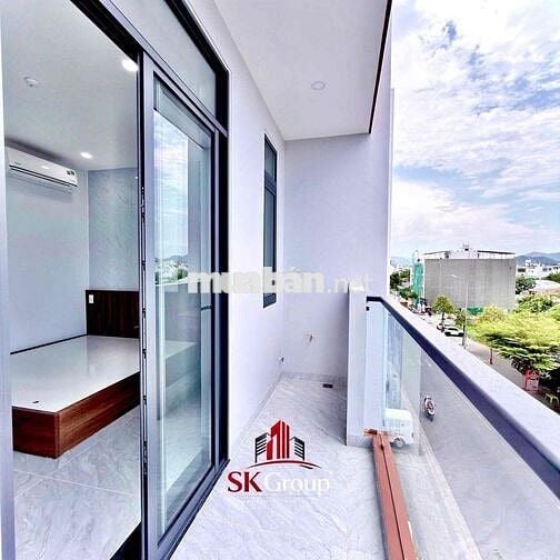 Cho Thuê Căn Hộ Studio Cao Cấp Đường Thích Quảng Đức