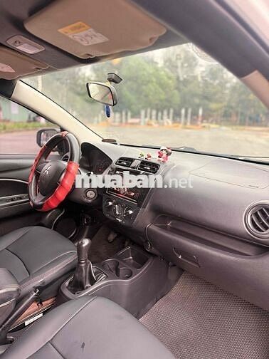 Mitsubishi Attrage 2019 Trắng