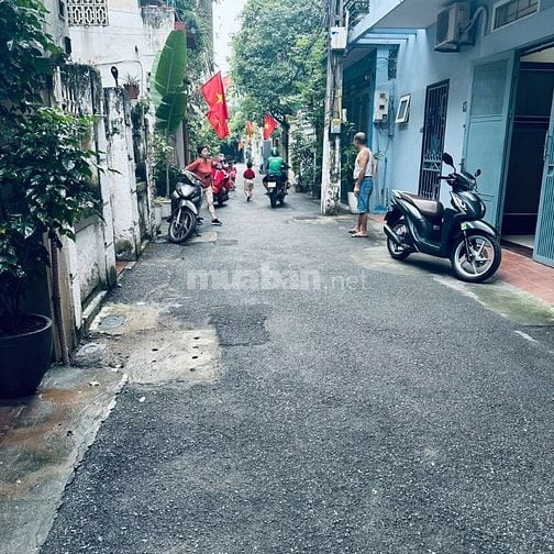 Chính Chủ Bán Nhà KBT 5 Tầng Khu Phân Lô Ngõ 54 Nguyễn Chí Thanh 
